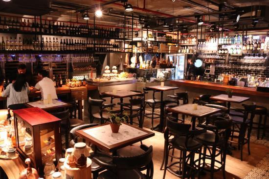 One Bar Restaurant Panama